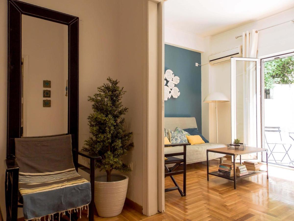 Cozy Plaka Apartment Атина Екстериор снимка